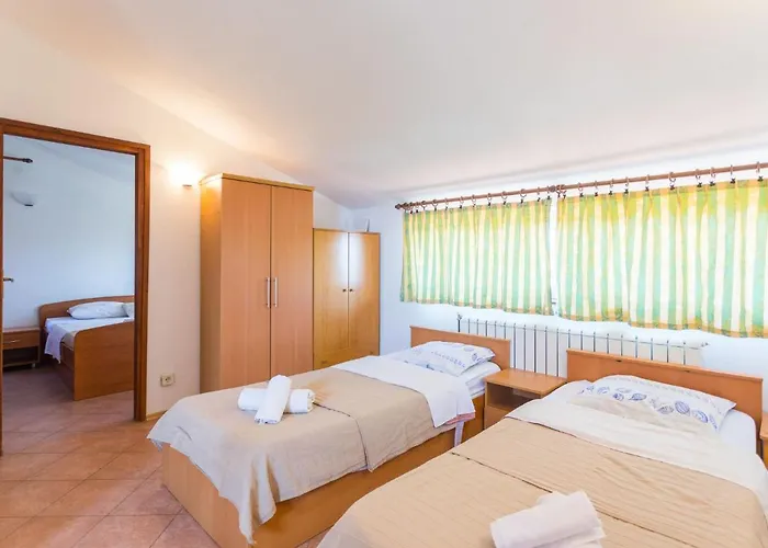 Apartment Giuliano-1 By Interhome